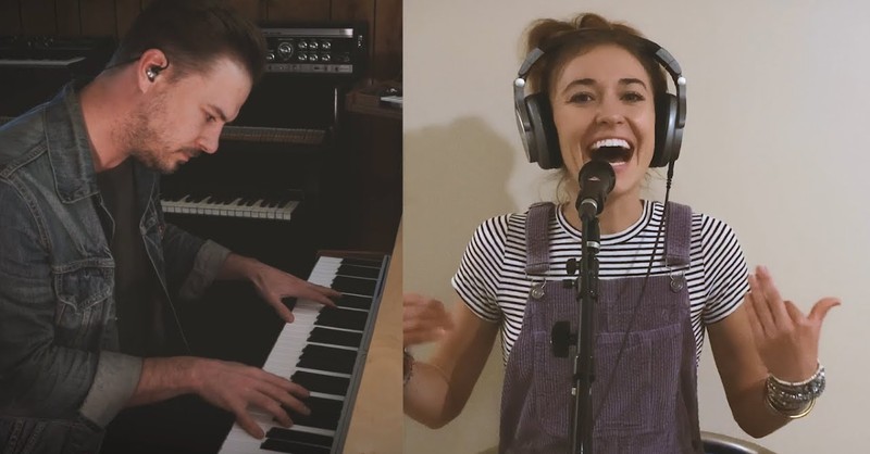 Lauren Daigle Performs 'Look Up Child' from Home