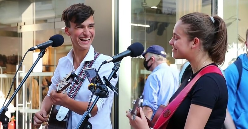 Young Street Buskers Sing 'Unchained Melody' Duet - Inspirational Videos