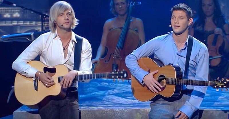 'The Sound of Silence' from Irish Group Celtic Thunder