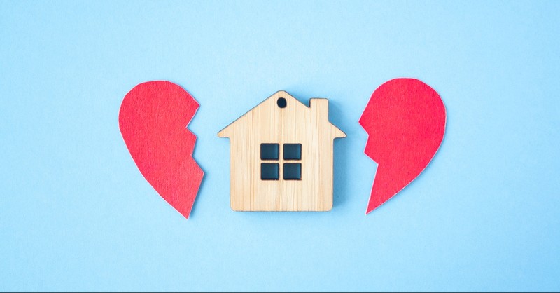 House in the middle of a broken heart