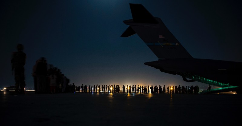 12 American Troops Killed during Suicide Bombing Attacks at Kabul Airport