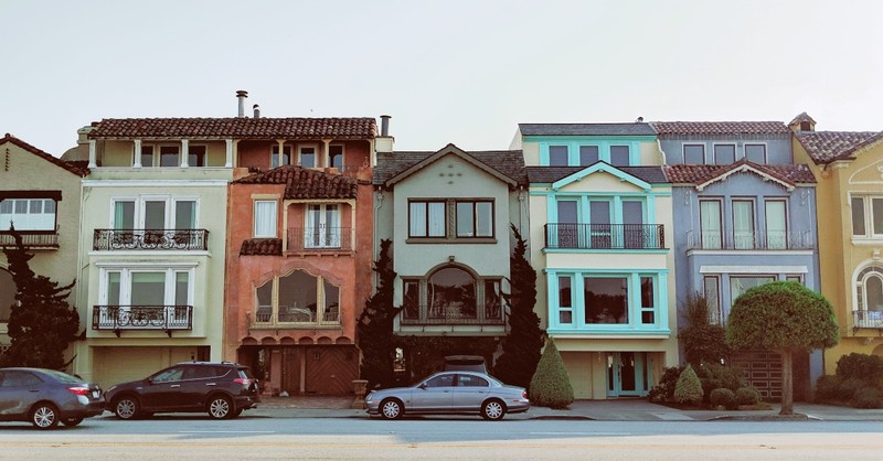Row of houses in a neighborhood