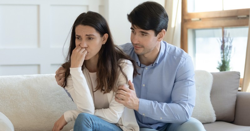 5 Ways to Encourage Your Spouse After a Bad Day at Work