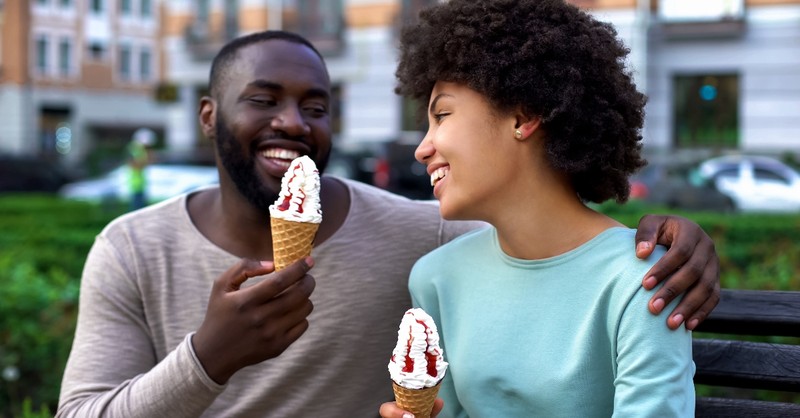 couple eating ice cream