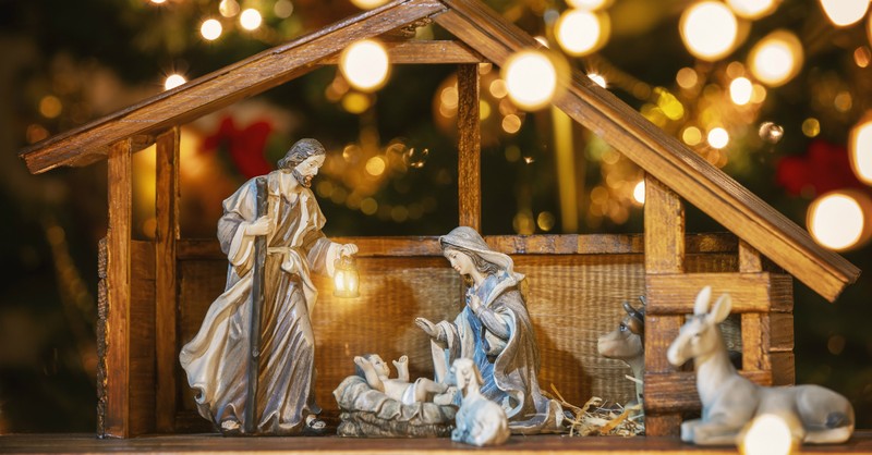 The Christmas Bible Story: Read the Nativity of Jesus in Scripture