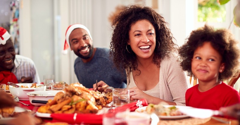 5 Things Not to Say to Family Members at Christmas