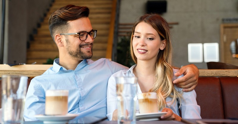Man and woman on a coffee date