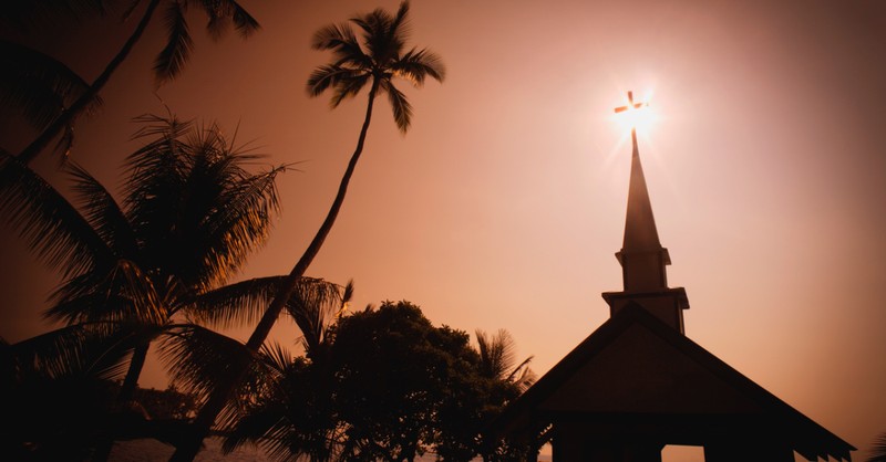 church in Hawaii to illustrate church of christ sanctuary