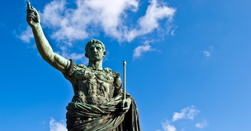 Statue of Caesar
