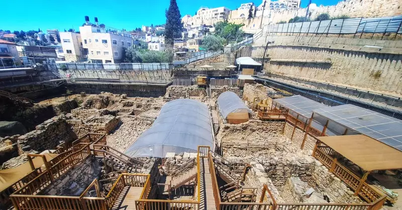 Jerusalem Archaeologists Uncover Massive Ancient Moat That Protected Biblical Kings