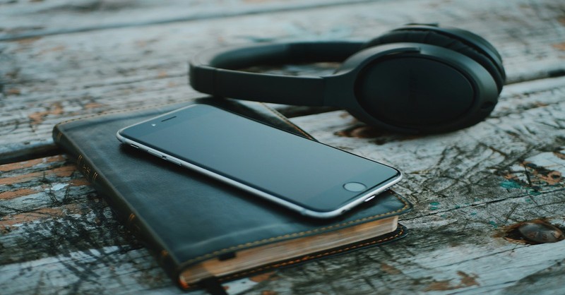 Bible + phone, audio Bible