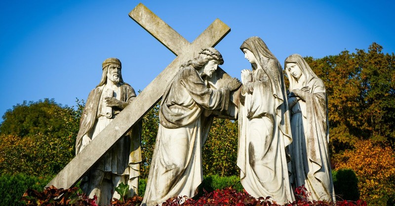 A sculpture depicting Jesus carrying the cross while meeting grieving women on the road to Calvary. It depicts Christ's sacrifice, mercy, and the events leading up to the cross.
