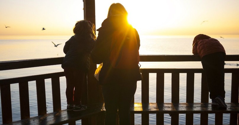 How to Conquer Unrealistic Expectations about Motherhood