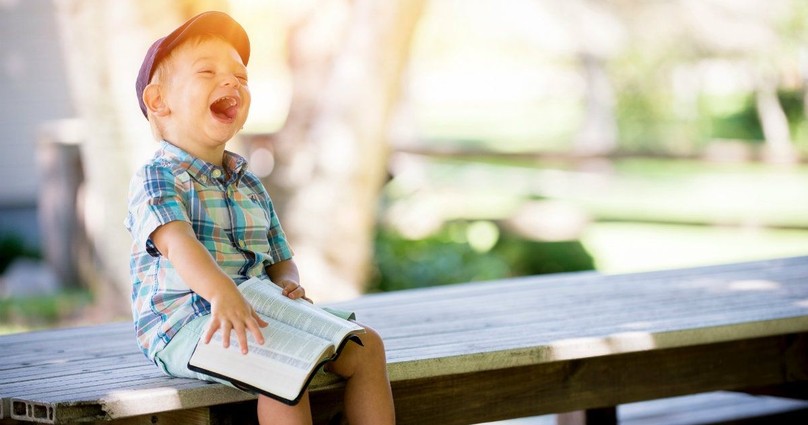 7 Ways to Help Your Kids Learn Scripture