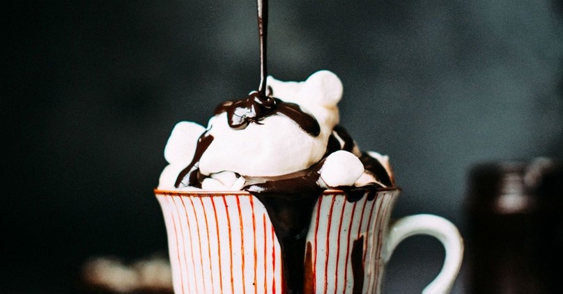 7 Ways to Survive the Holidays When You're Single