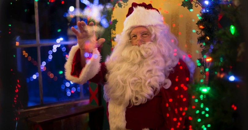 10 Reasons Christians Shouldn't Fear a Commercialized Christmas
