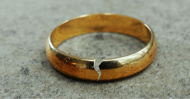 10 Beautiful Reminders God Has for the Child of Divorce