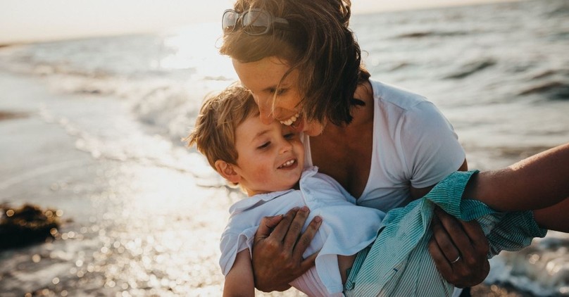 10 Profound Ways God Uses Mothers in the Great Commission