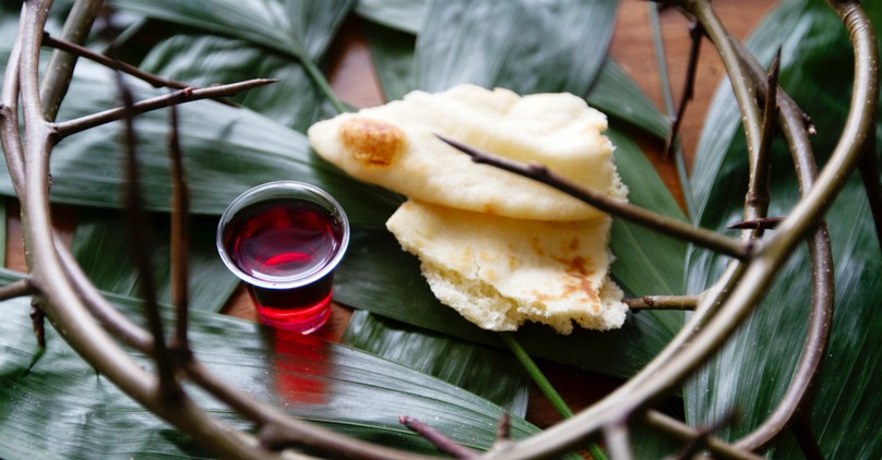 7 Communion Scriptures and Prayers for Renewal