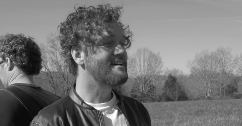 David Phelps Sings Elvis Classic 'Can't Help Falling In Love'