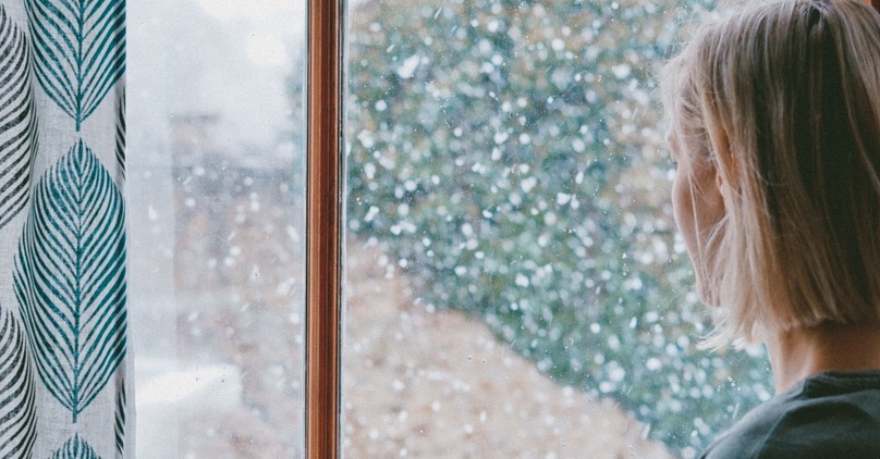 3 Christmas Prayers to Beat the Holiday Hustle