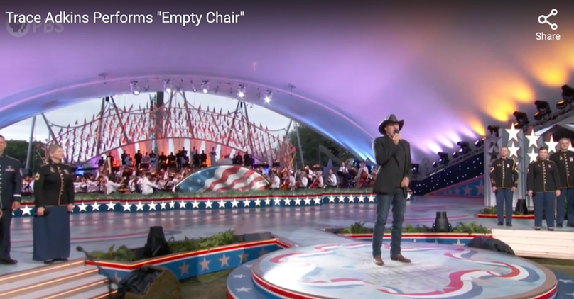 Country Music Superstar Trace Adkins Performs ‘Empty Chair’ for Fallen Soldiers