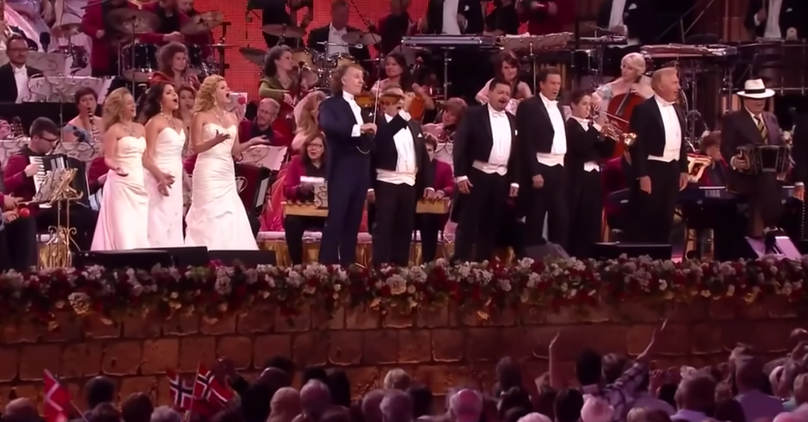 Trio of Women Singing Chilling Rendition of ‘Hallelujah’