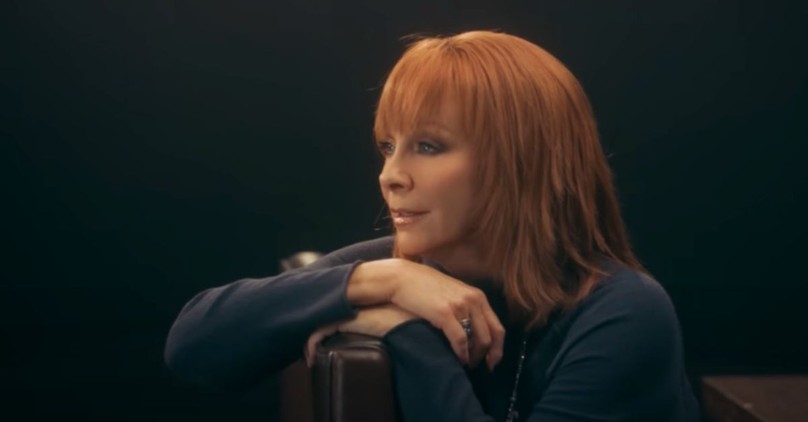 'Seven Minutes In Heaven' Reba McEntire Official Music Video