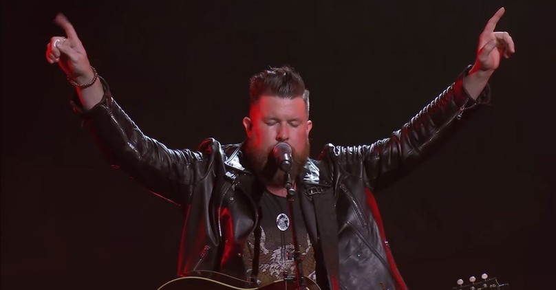 'Fear Is A Liar' - Zach Williams Live Performance