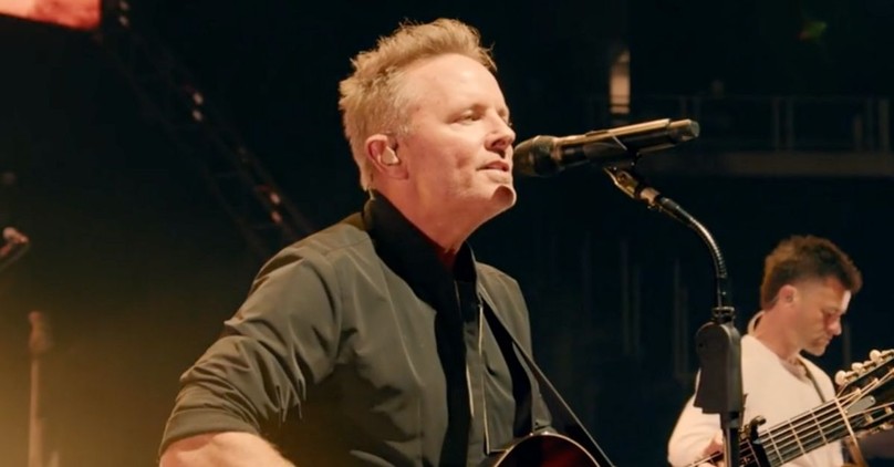 Chris Tomlin’s Powerful Live Rendition of ‘The First Hymn’ Will Stir Your Soul