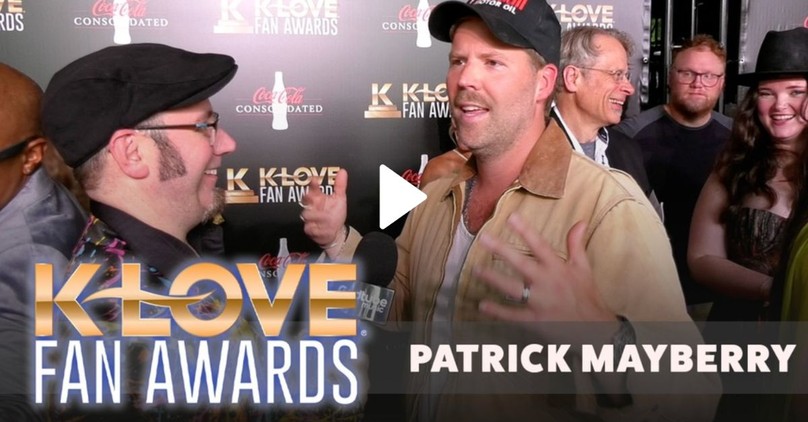 Patrick Mayberry Talks New Music, “Anybody Else” and Passion Collaboration at K-LOVE Fan Awards