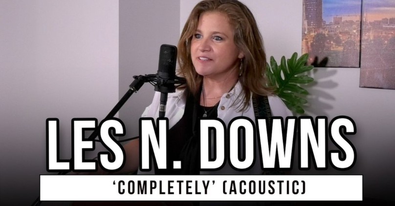 Les N. Downs Performs Acoustic Version of New Song 'Completely' | Godtube Music Exclusive