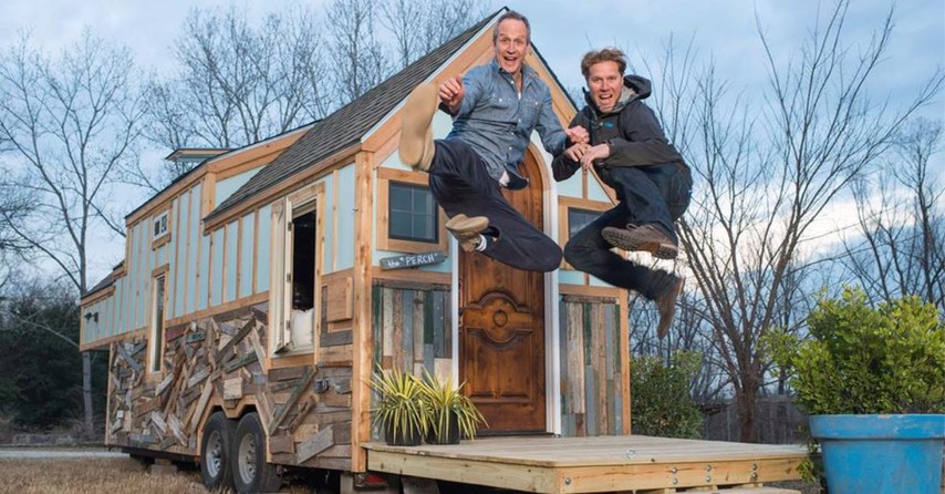 3. Tiny House Nation: Volume 1 (Netflix)