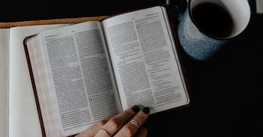 How to Study the Bible and Grow Your Faith