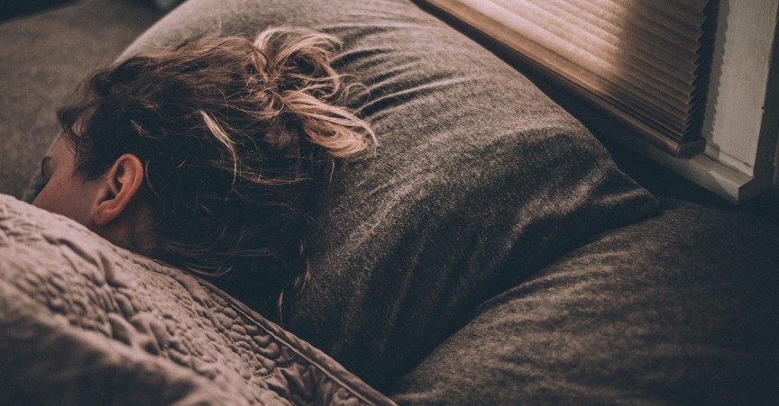 10 Christian Hymns for Sleep When Your Mind Will Not Rest