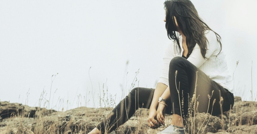 3 Powerful Ways to Stop Your Thoughts from Spiraling Out of Control