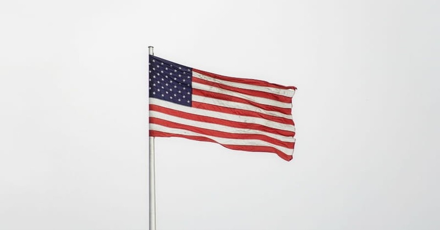 Factors, Such as Job Opportunity, <em>Pull</em> Immigrants to the U.S.