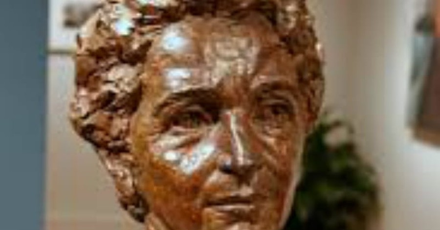 Bust of Margaret Sanger to Remain in Smithsonian Despite Letter of Protest