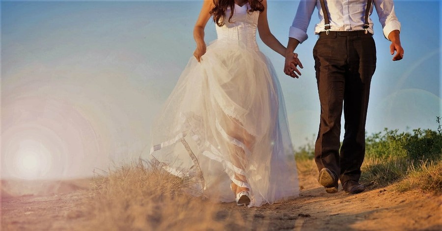 Your Spouse Should Not be Your ‘Best Friend’