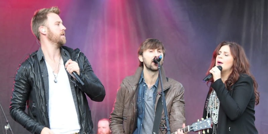 Lady Antebellum's Bible Survives Tour Bus Fire
