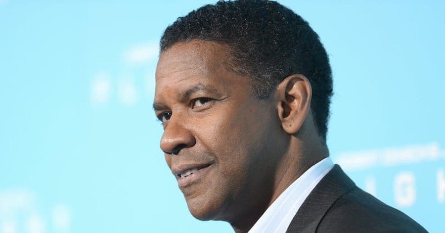 Denzel Washington Tells Graduates: 'Put God First'