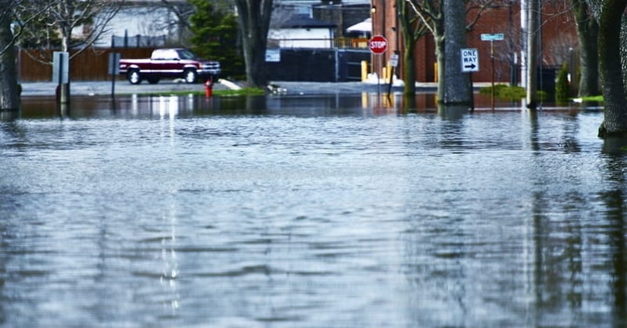 South Central United States Slammed with Tornadoes, Floods