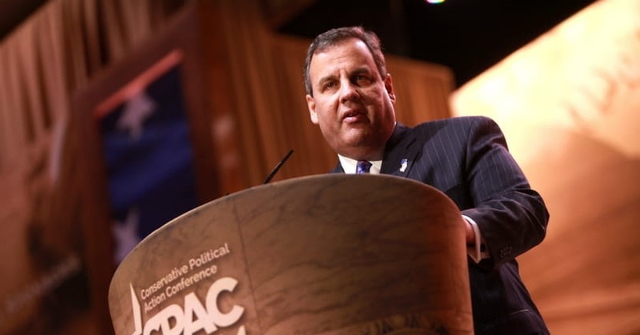 Chris Christie's Campaign Gains Traction as He Surges in New Hampshire Polls