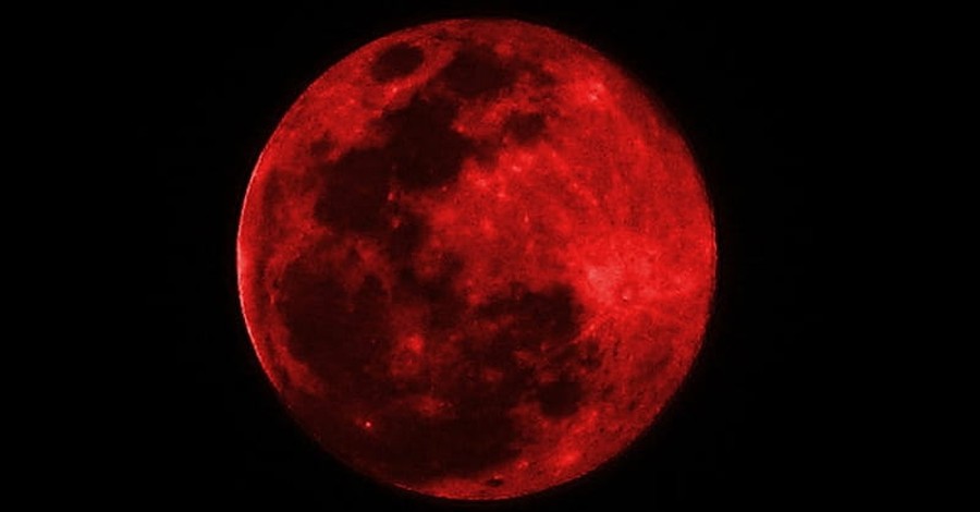 Pastors Say September’s ‘Blood Moon’ Could be Sign of Apocalypse
