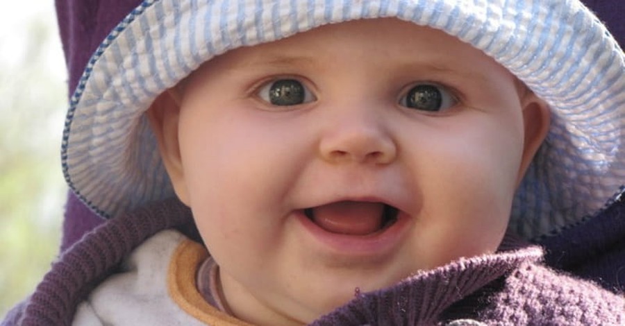 Family Creates Bucket List for Terminally Ill Baby