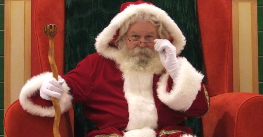 Little Boy Asks Mall Santa to Pray with Him for Hospitalized Baby