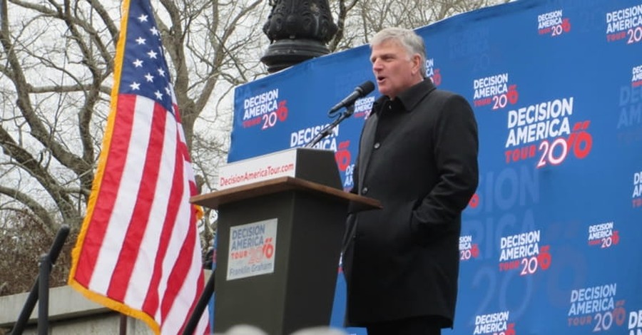  Franklin Graham on the Next President: ‘I Pray it Will be Someone Who Will Listen to our Generals, Admirals, and the CIA’