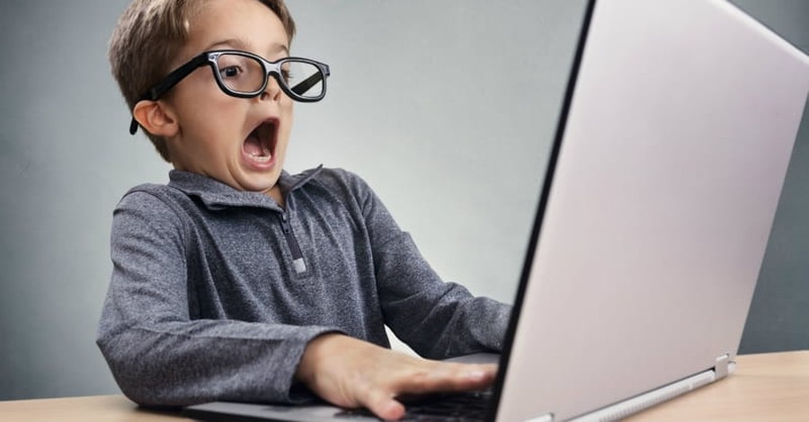 Parents Should Limit Kids’ Media Exposure, Says Billy Graham