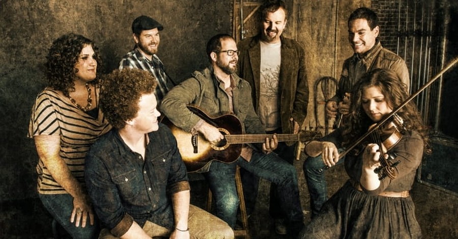 Casting Crowns Frontman Speaks about Battle with Cancer, New Album