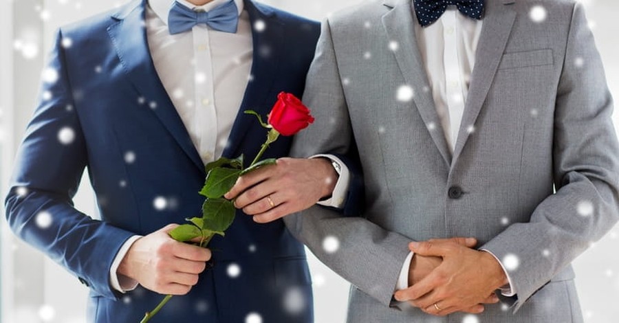 Wedding Venue Places Newspaper Ad Saying it Will Not Host Same-Sex Weddings